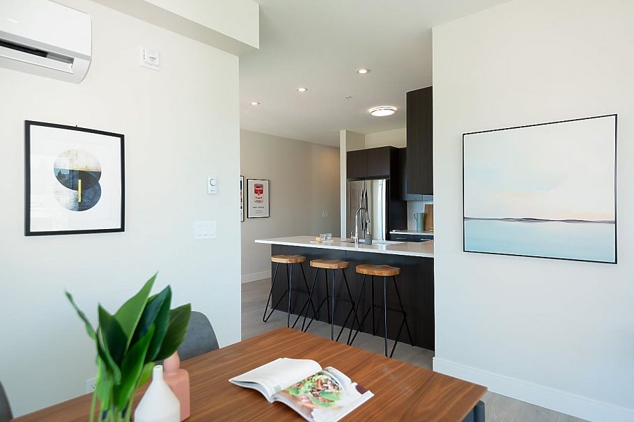 207 1633 Tatlow Avenue North Vancouver, BC - 14