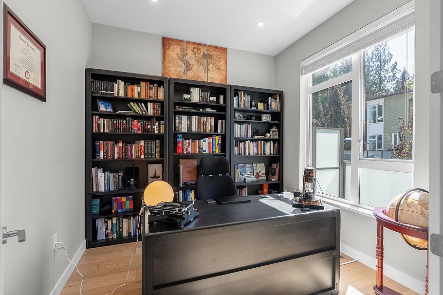 4676 Capilano Road North Vancouver, BC - 11