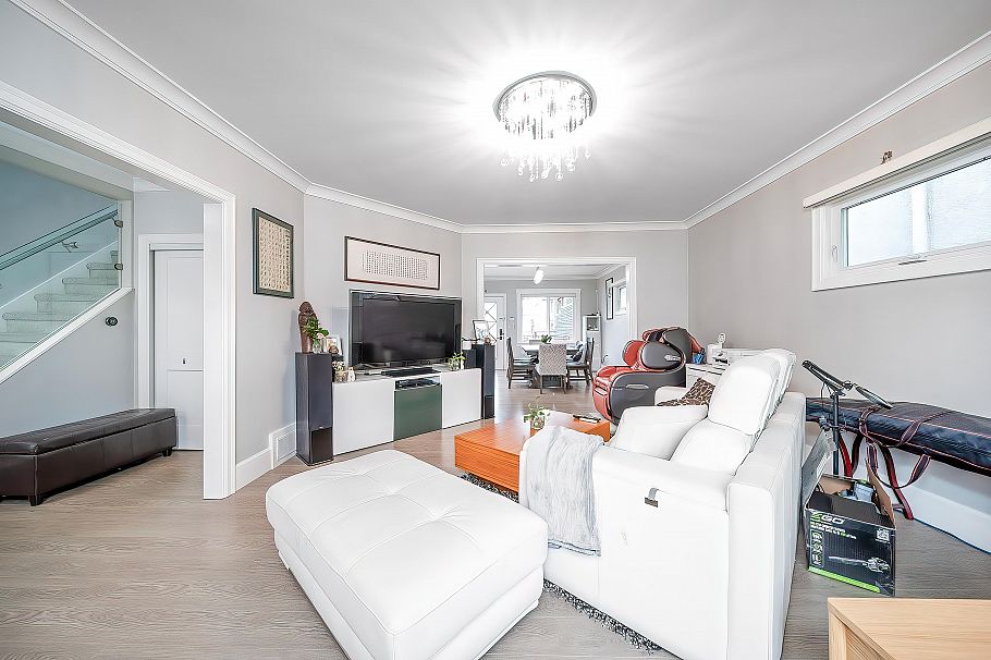 2779 W 13th Avenue Vancouver, BC - 7