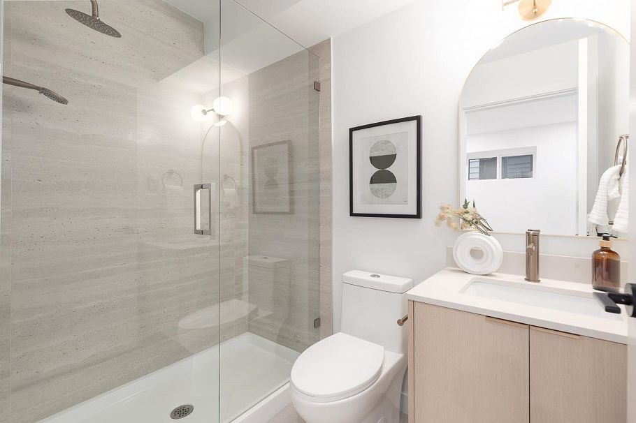 101 2329 E 34th Street Vancouver, BC - 13