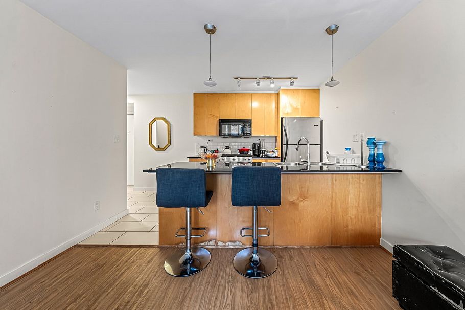 305 989 Beatty Street Vancouver, BC - 5