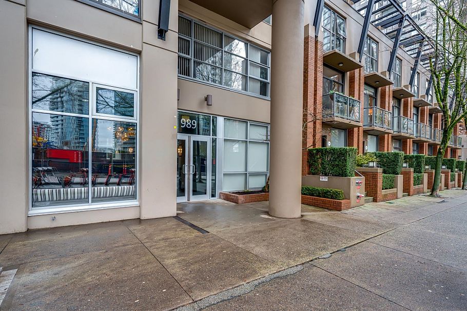 305 989 Beatty Street Vancouver, BC - 24