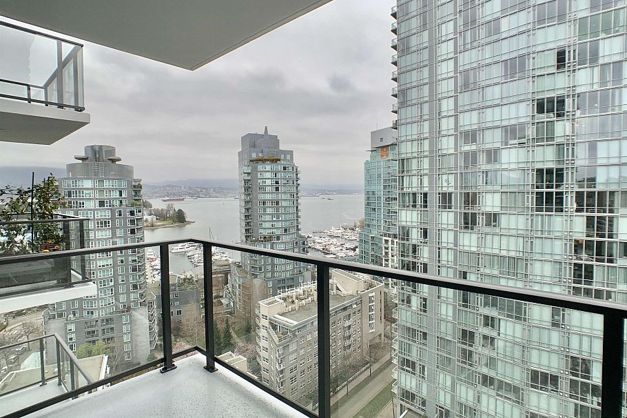 1603 620 CARDERO STREET, Vancouver BC V6G 0C7 Vancouver, BC - 2