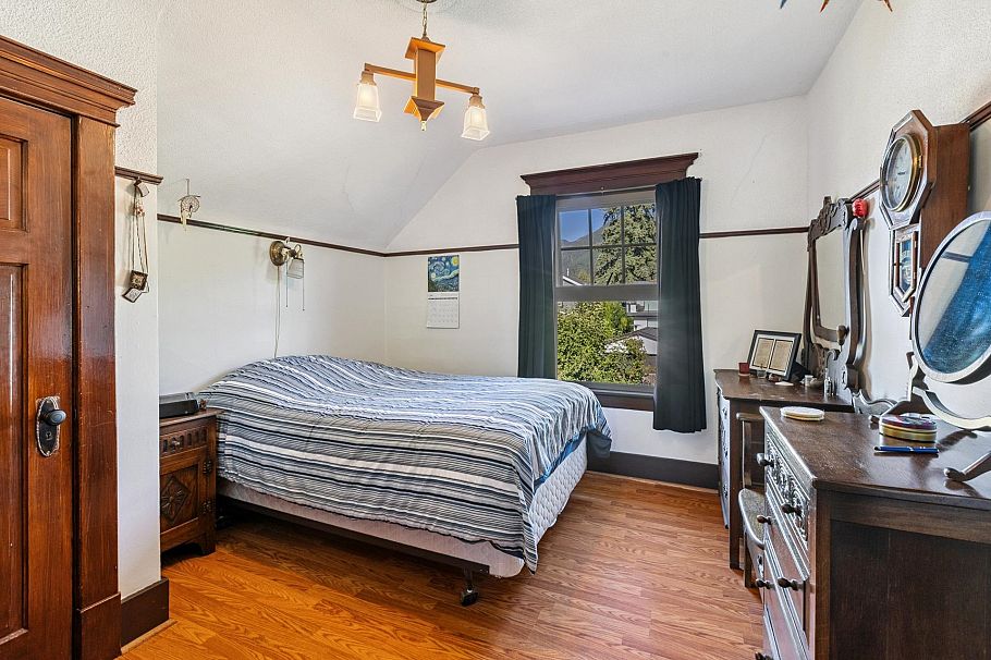 234 W Windsor Road North Vancouver, BC - 21