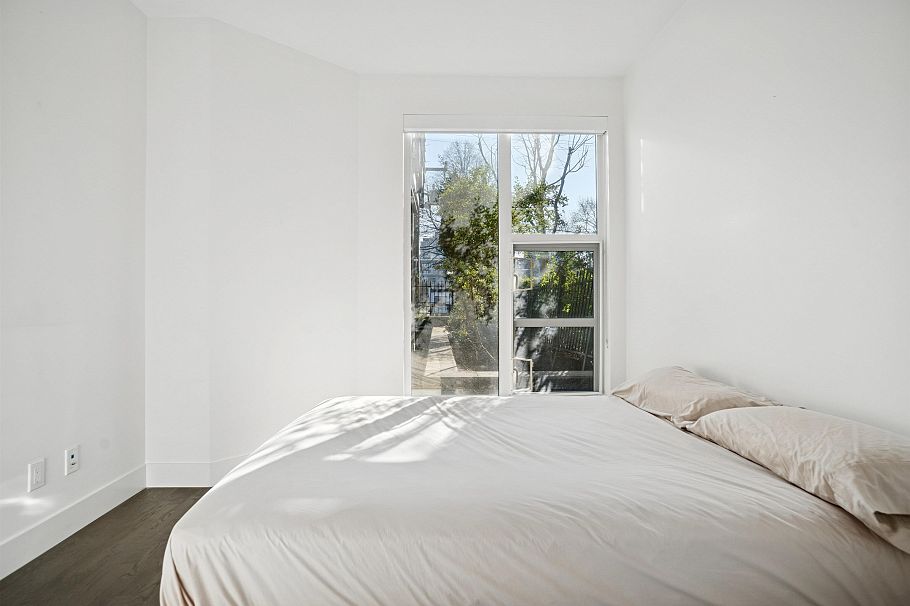 209 1628 W 4th Avenue Vancouver, BC - 14