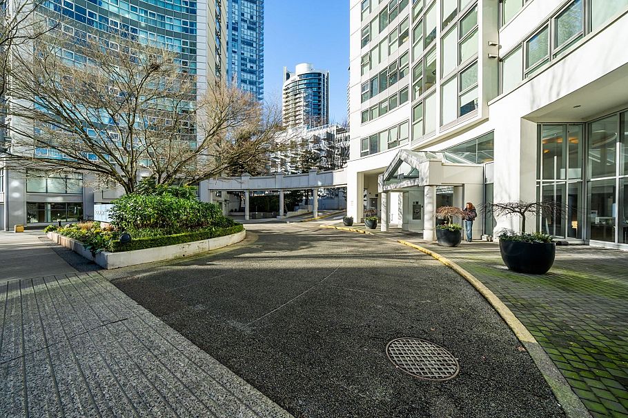 1204 1323 Homer Street Vancouver, BC - 27