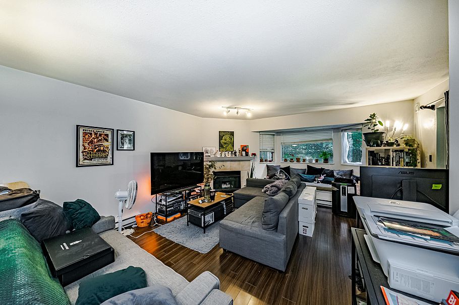 109 3738 Norfolk Street Burnaby, BC - 11