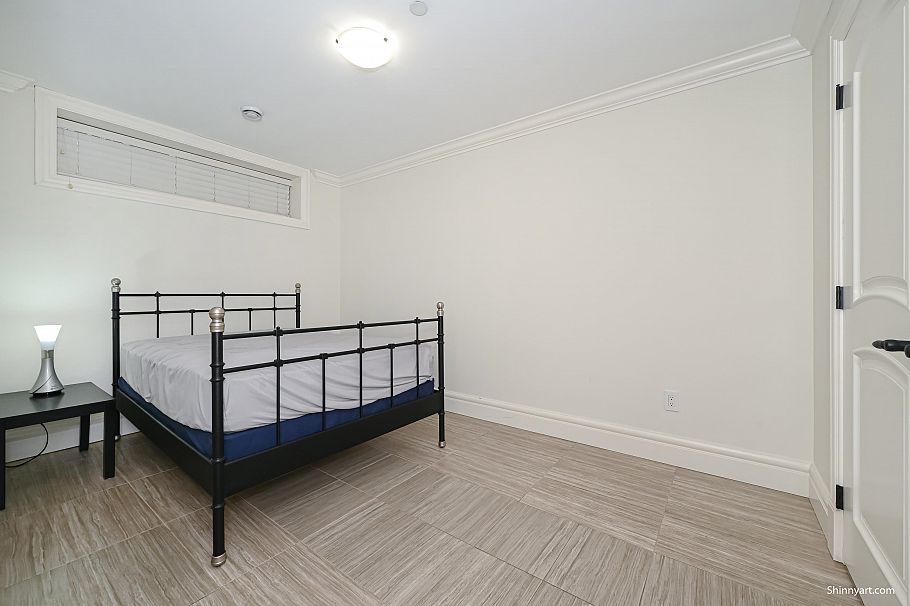 1091 E 55th Avenue Vancouver, BC - 27