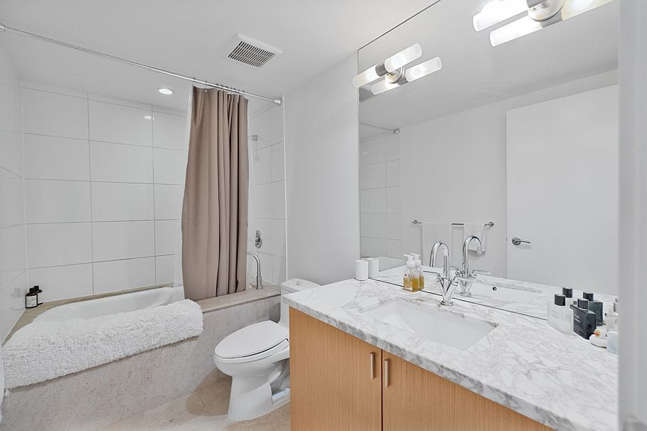 1005 1205 W HASTINGS STREET, Vancouver BC V6E 4T7 Vancouver, BC - 17