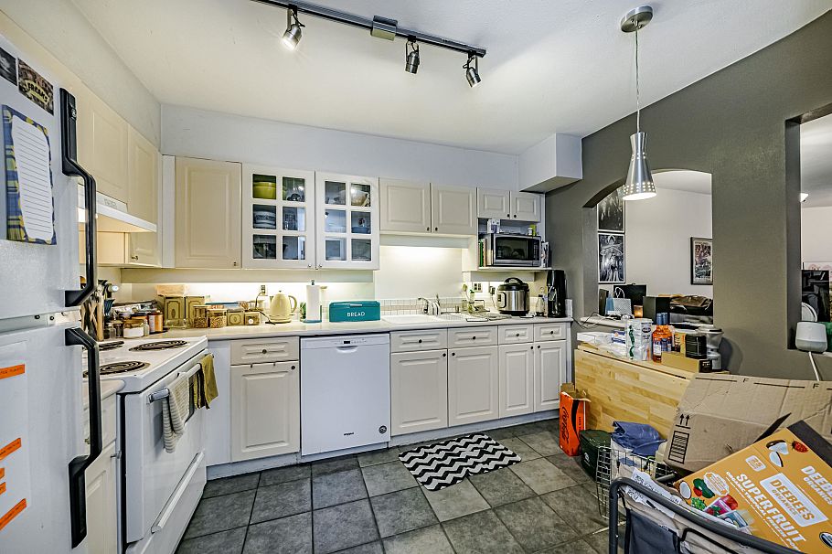 109 3738 Norfolk Street Burnaby, BC - 20