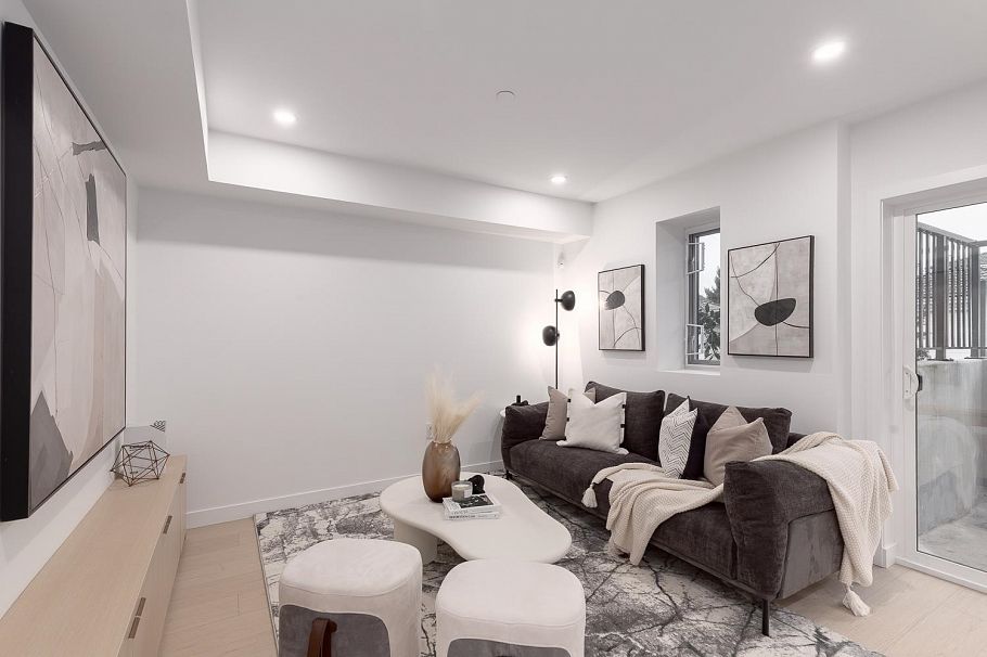 102 2329 E 34th Avenue Vancouver, BC - 5