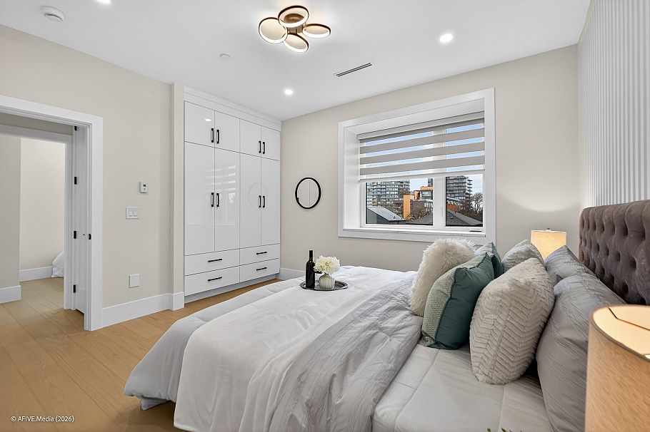 1554 W 66th Avenue Vancouver, BC - 13