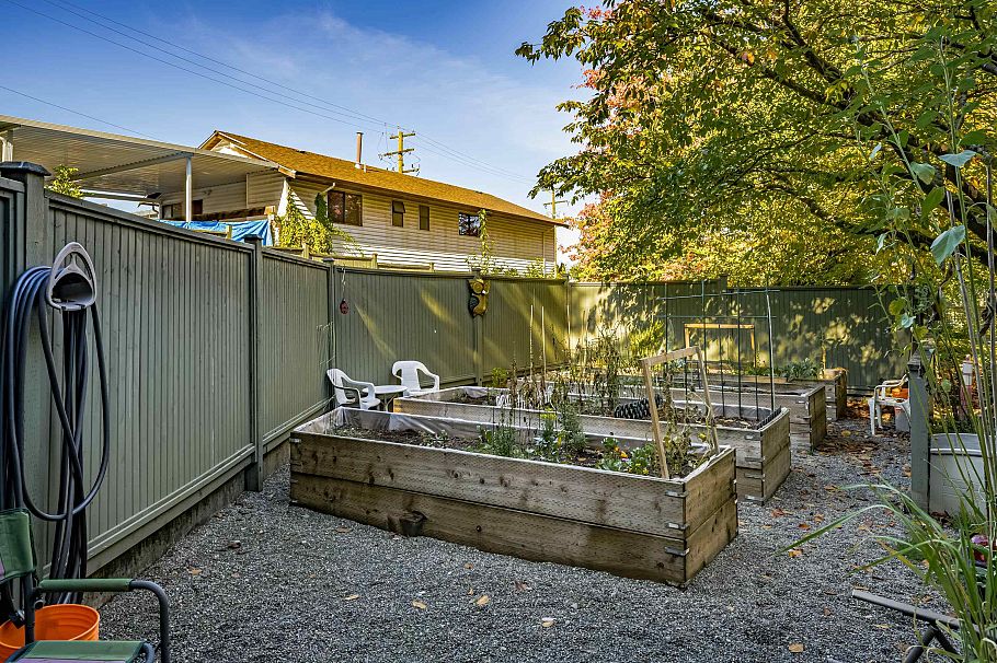 109 3738 Norfolk Street Burnaby, BC - 34