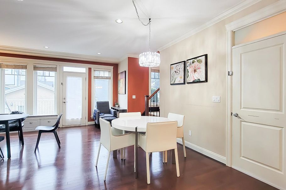 203 E 18th Street North Vancouver, BC - 5