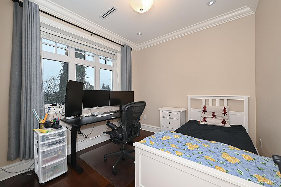 1091 E 55th Avenue Vancouver, BC - 20