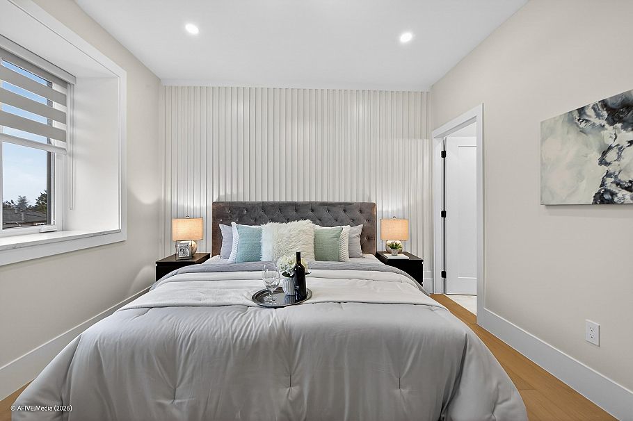 1554 W 66th Avenue Vancouver, BC - 14