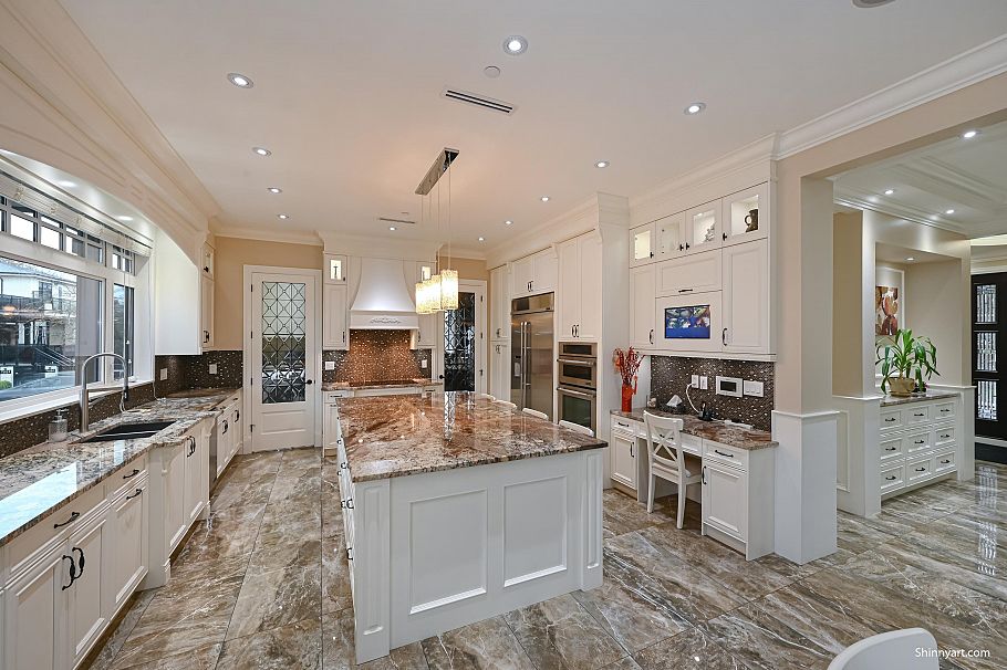 1091 E 55th Avenue Vancouver, BC - 9