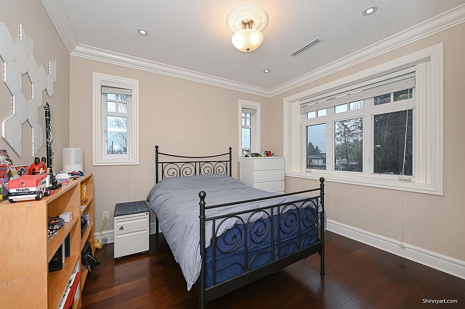 1091 E 55th Avenue Vancouver, BC - 19