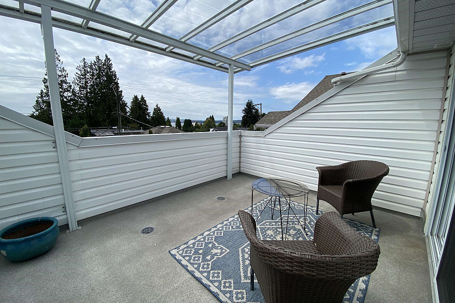  North Vancouver, BC - 12