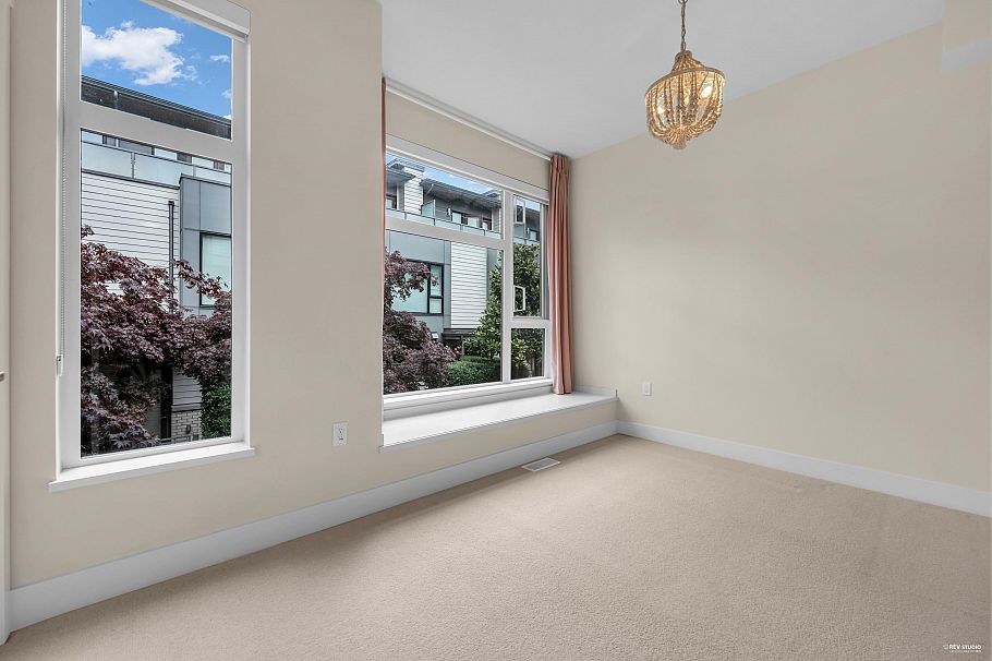 6098 Oak Street Vancouver, BC - 27