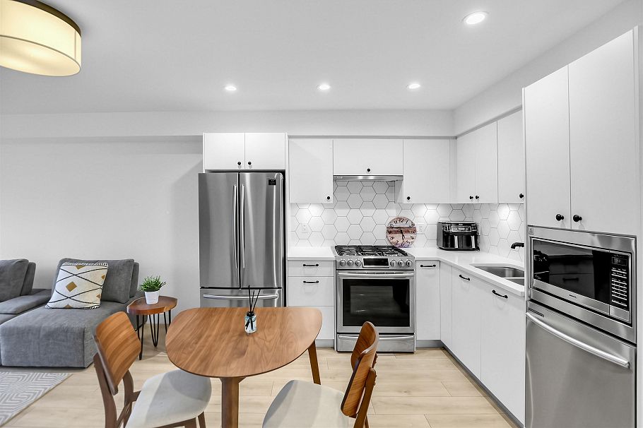 309 1519 Crown Street North Vancouver, BC - 7