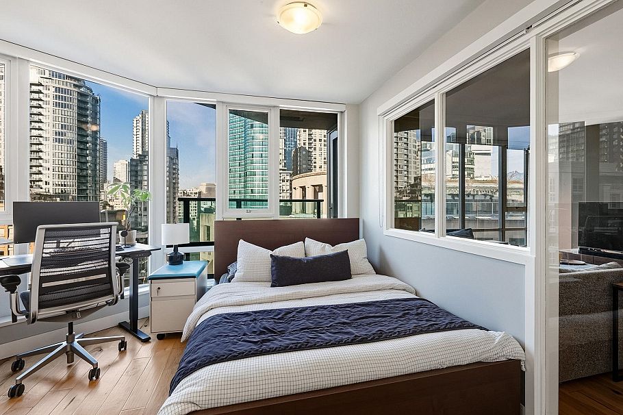 1705 788 Hamilton Street Vancouver, BC - 17