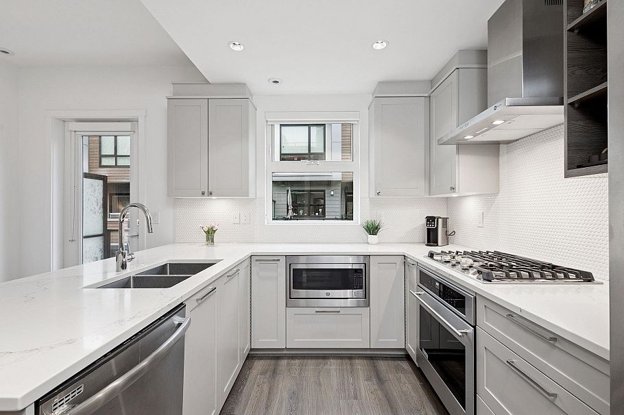 21 856 Orwell Street North Vancouver, BC - 6