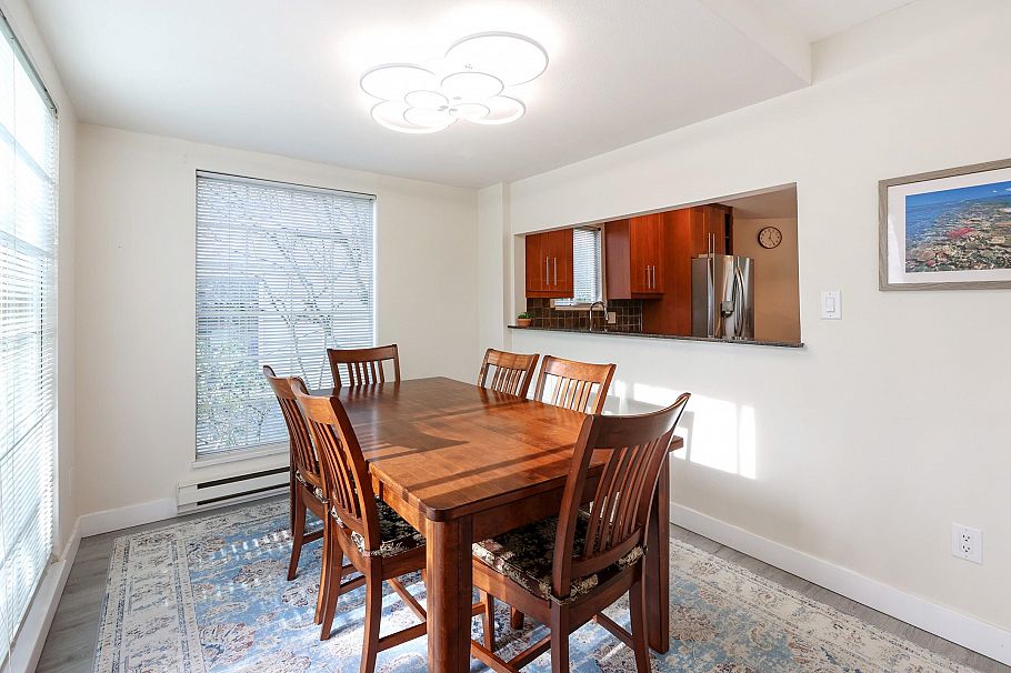 10 838 Tobruck Avenue North Vancouver, BC - 4