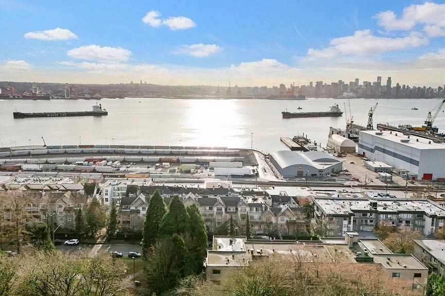 308 333 E 1st Street North Vancouver, BC - 37