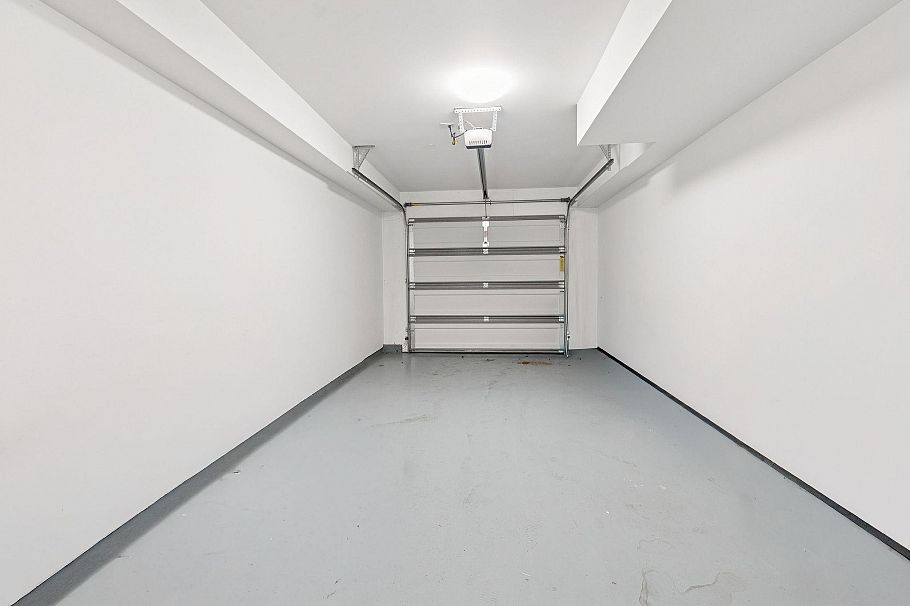 21 856 Orwell Street North Vancouver, BC - 31