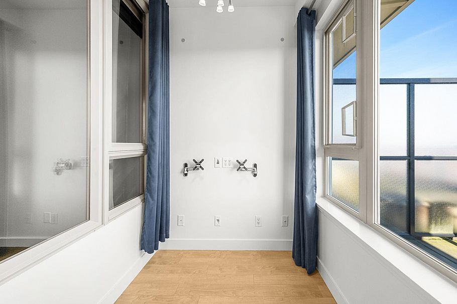 PH8 688 E 17th Avenue Vancouver, BC - 19