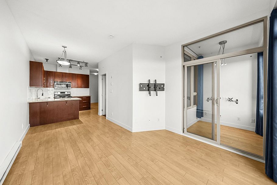 PH8 688 E 17th Avenue Vancouver, BC - 12