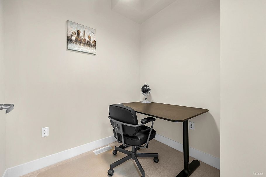 6098 Oak Street Vancouver, BC - 28