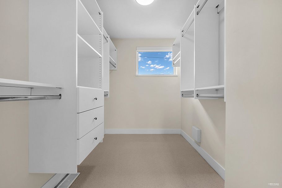 6098 Oak Street Vancouver, BC - 23