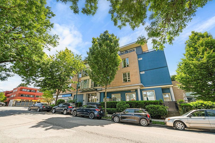 PH8 688 E 17th Avenue Vancouver, BC - 24