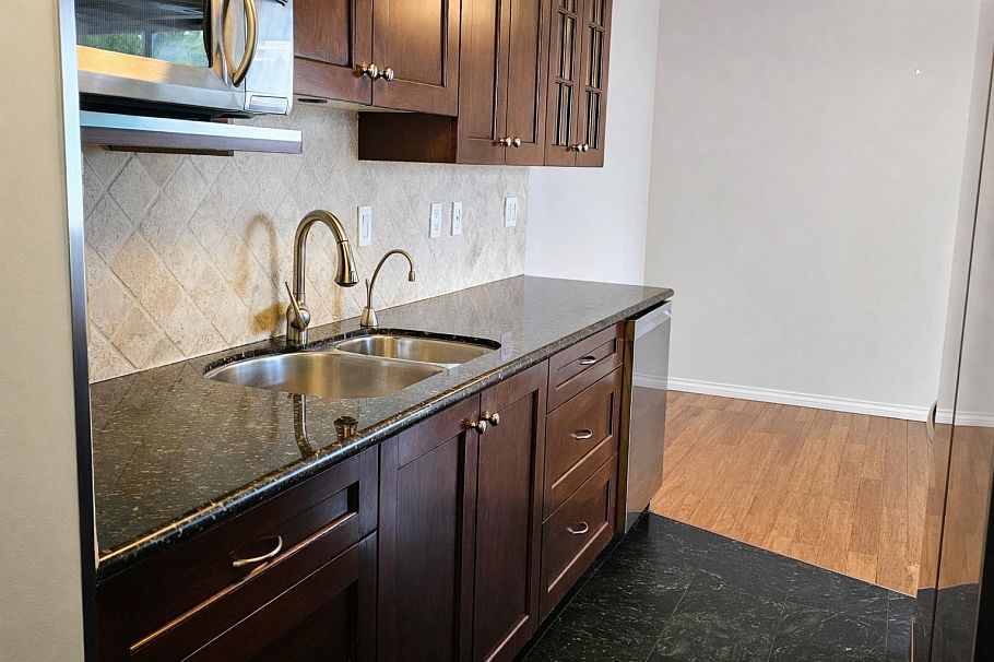 70X 5932 PATTERSON AVENUE, Burnaby BC V5H 4B4 Burnaby, BC - 15