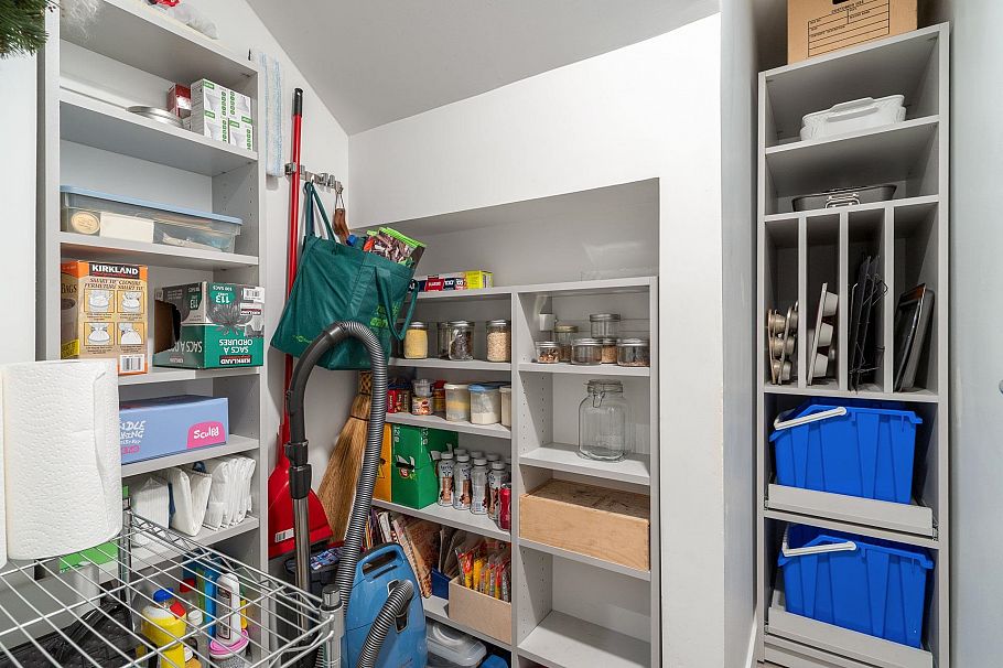 111 747 E 3rd Street North Vancouver, BC - 29