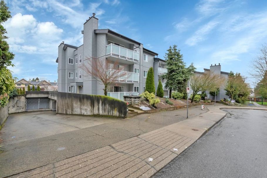 109 3883 Laurel Street Burnaby, BC - 3