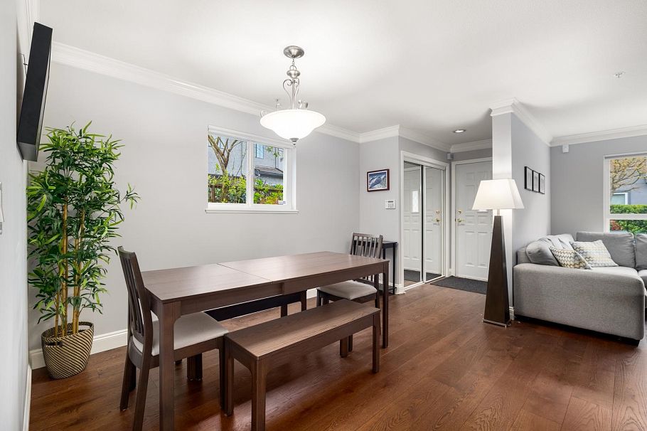 6 258 W 14th Street North Vancouver, BC - 8