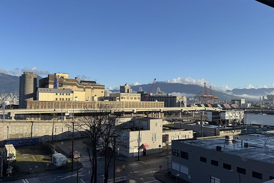 360 955 E Hastings Street Vancouver, BC - 35