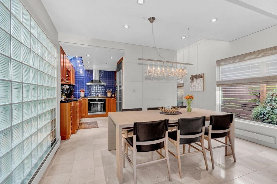 3450 W 8th Avenue Vancouver, BC - 9