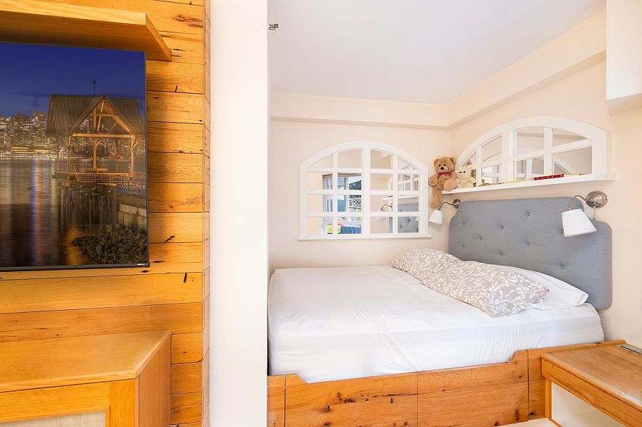 112 825 E 7th Avenue Vancouver, BC - 9