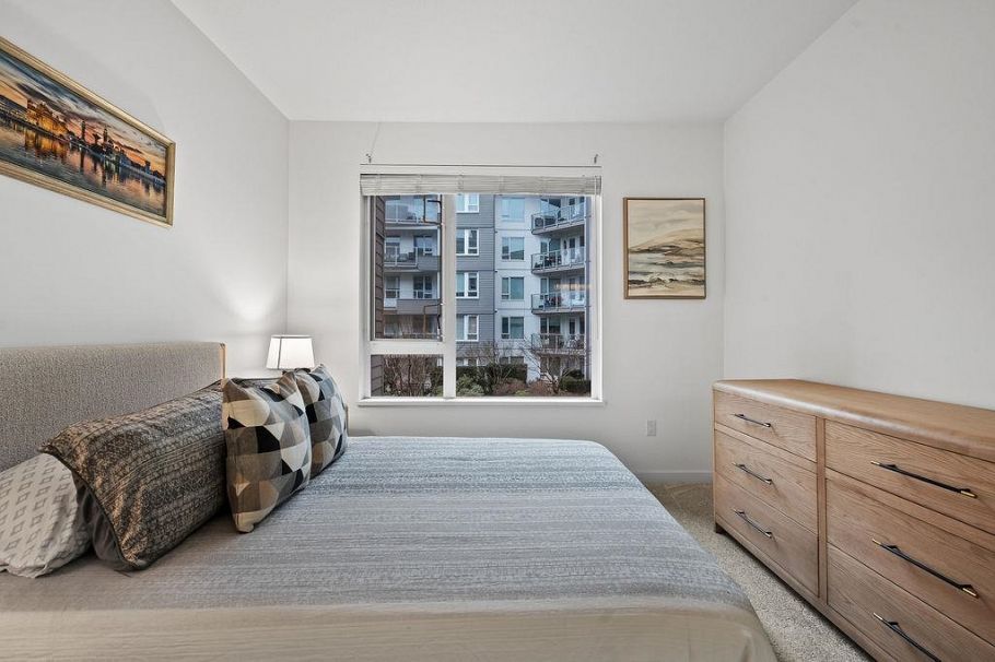 229 255 W 1st Street North Vancouver, BC - 19