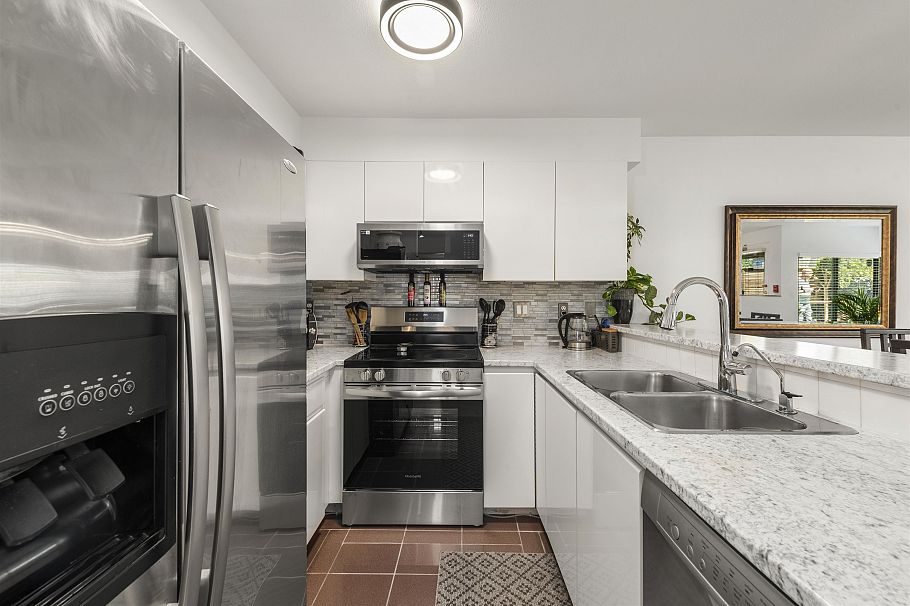 2388 Alder Street Vancouver, BC - 10