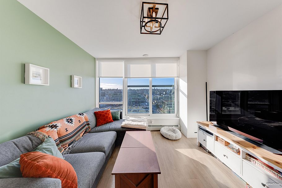 1507 1788 Columbia Street Vancouver, BC - 2