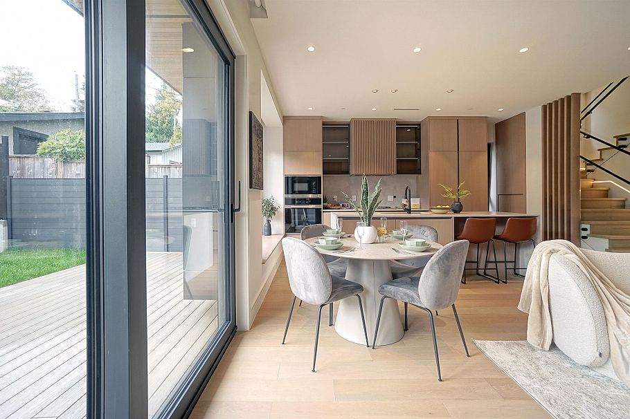 2 3460 W 14th Avenue Vancouver, BC - 12