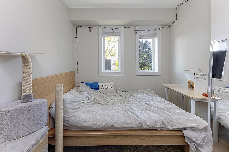 2488 E 34th Avenue Vancouver, BC - 18