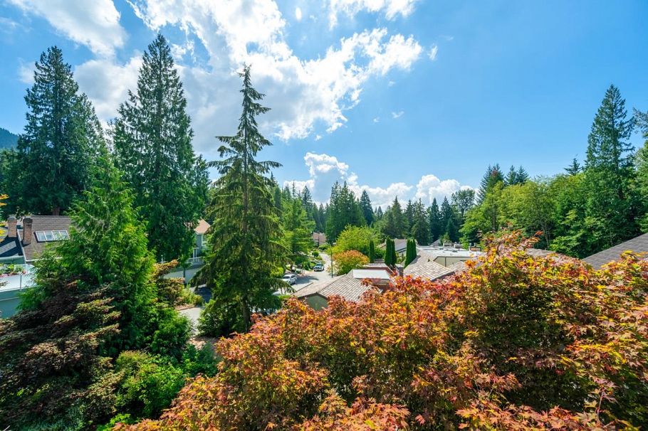 5655 White Pine Lane North Vancouver, BC - 34