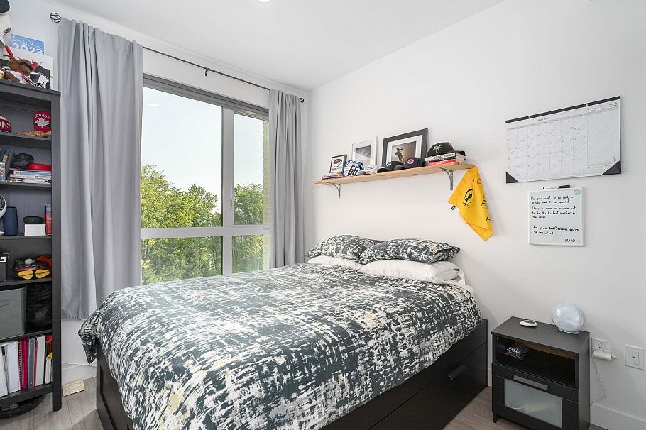 111 747 E 3rd Street North Vancouver, BC - 25