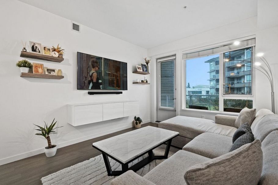 229 255 W 1st Street North Vancouver, BC - 11